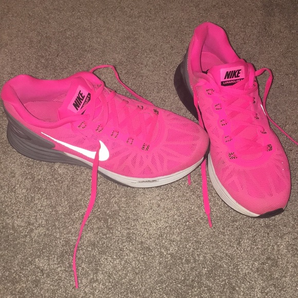 Pink Nike Lunarglide 6